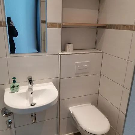 9 Inklusive Parkplatz Und Wlan *